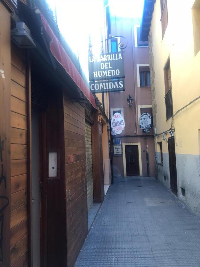 Apartamentos Barrio Humedo Catedral 2 レオン エクステリア 写真