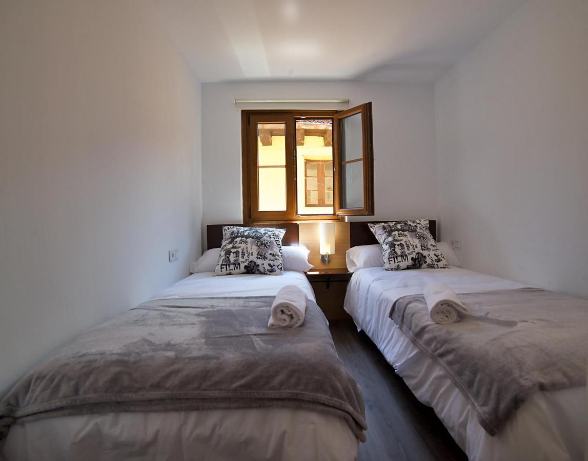 Apartamentos Barrio Humedo Catedral 2 レオン エクステリア 写真